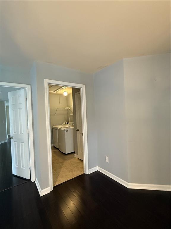 Building Photo - 2501 Royston Dr