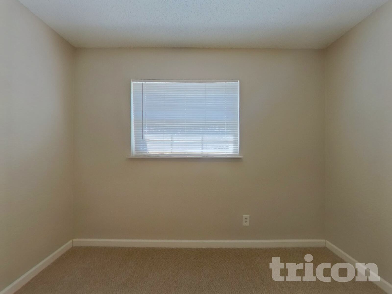 Building Photo - 15375 Hopedale Ln