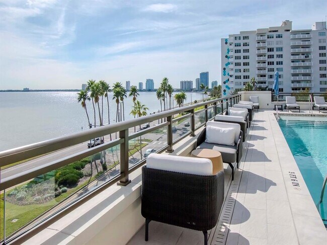 Building Photo - 2103 Bayshore Blvd