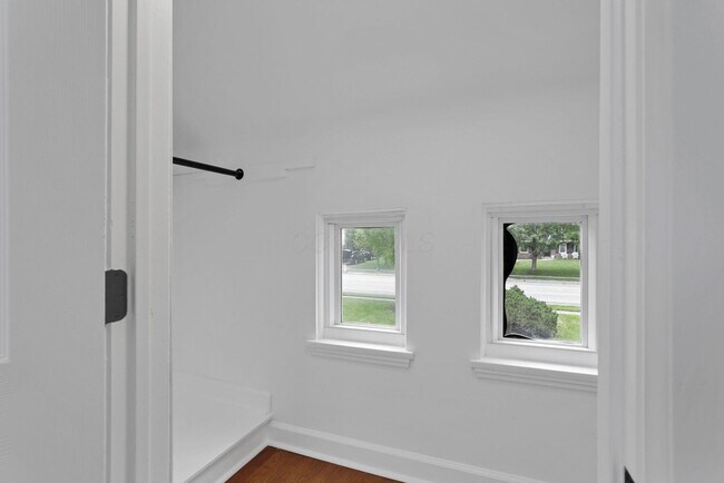 Building Photo - 2615 Northwest Blvd