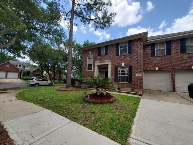 Building Photo - 1631 Almond Brook Ln
