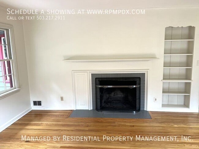 Building Photo - 1938 SW Edgewood Rd