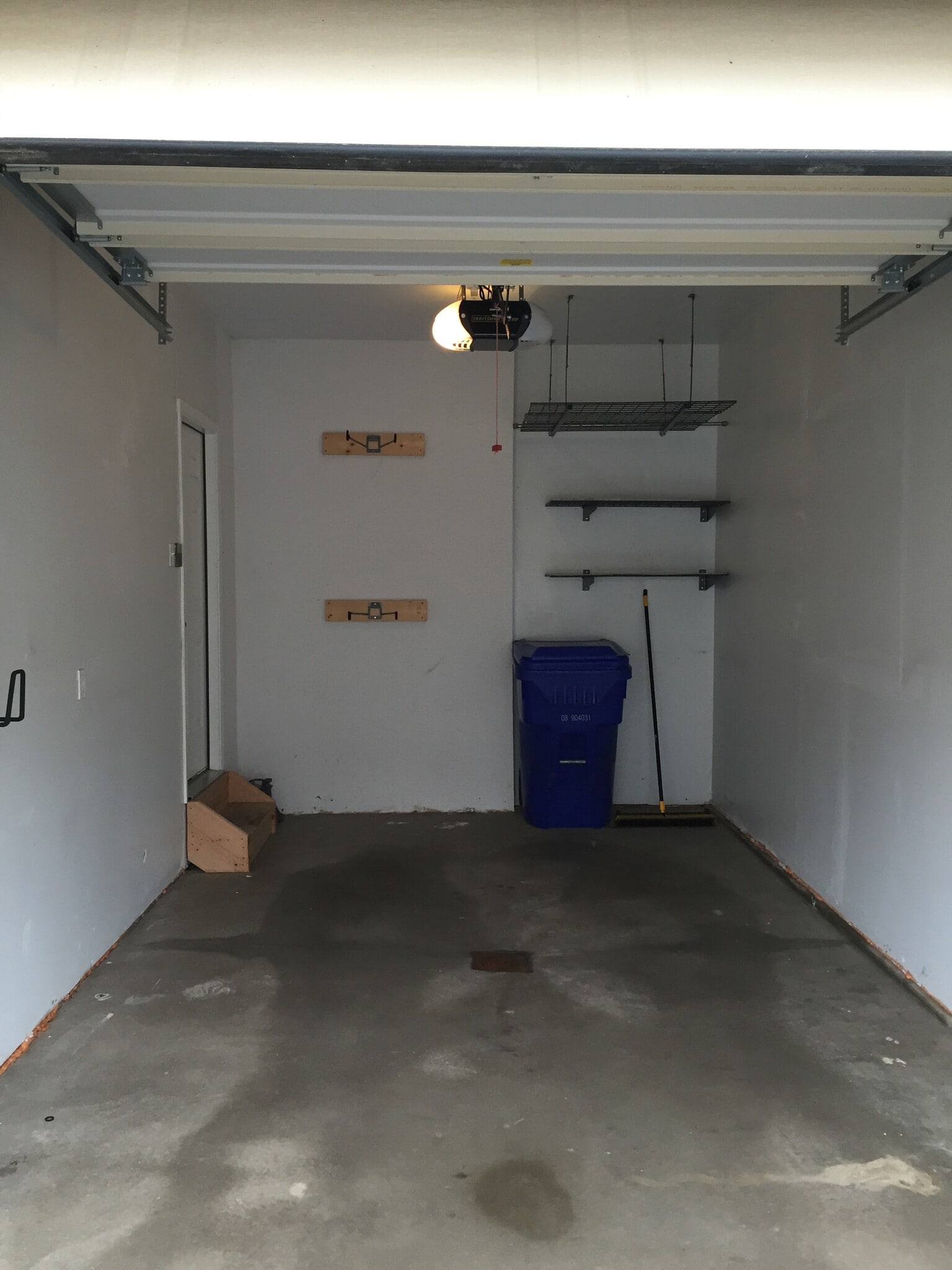 Building Photo - 214 Southern Valley Ct