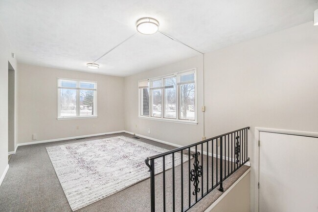 Building Photo - 6133 King Hwy