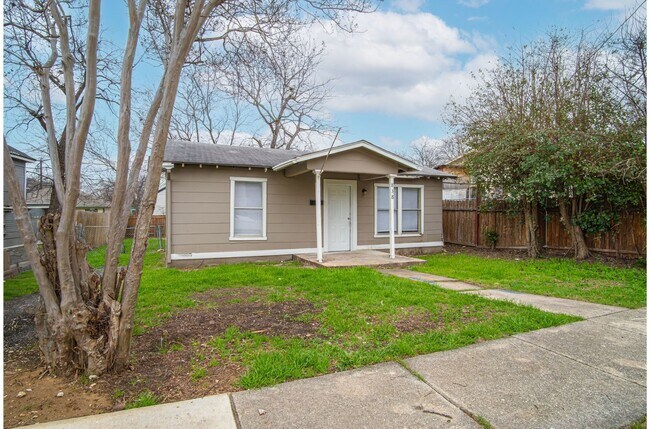 Building Photo - 838 Nevada St