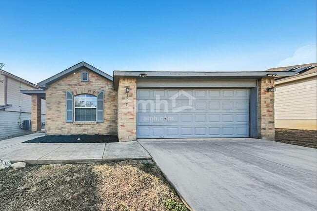 Building Photo - 3515 Longhorn Creek