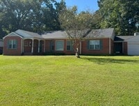 Building Photo - 504 Fleming Dr