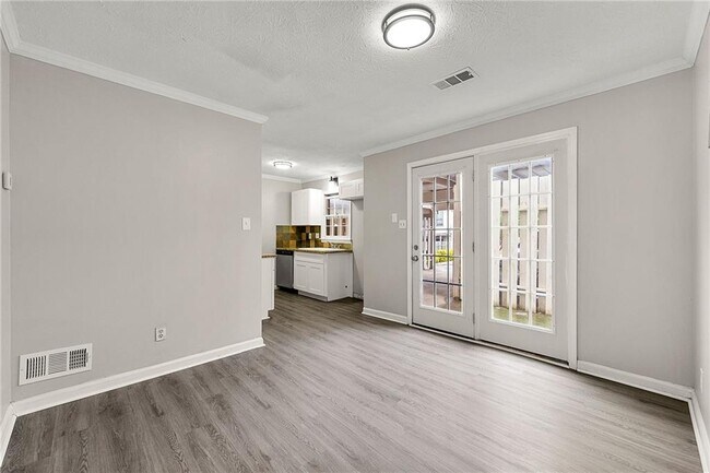 Building Photo - 218 Mill Creek Pl