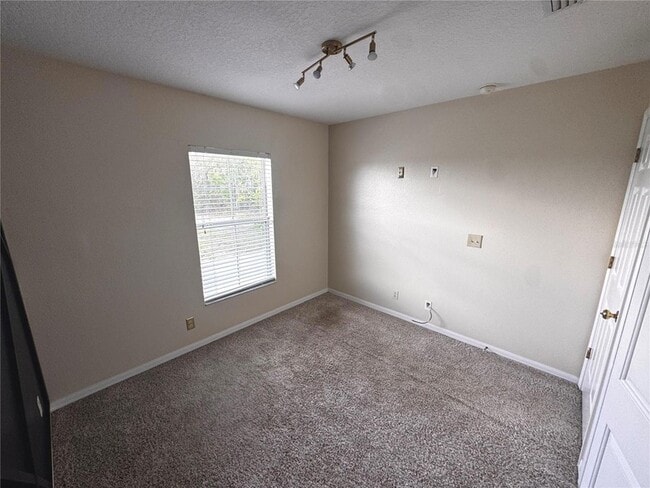 Building Photo - 3460 Castle Stone Ct