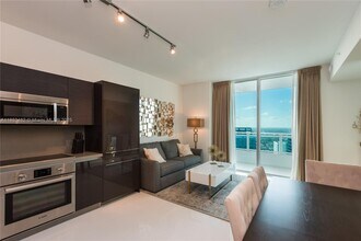 Building Photo - 1080 Brickell Ave