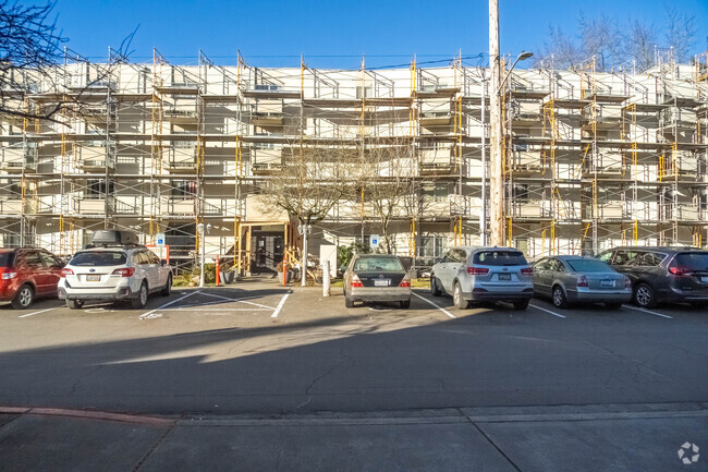 Building Photo - Westminster Manor Apartments