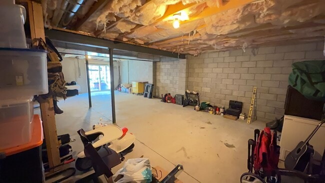 Building Photo - Beautiful 3 Bedroom Townhome in Elizabethtown!