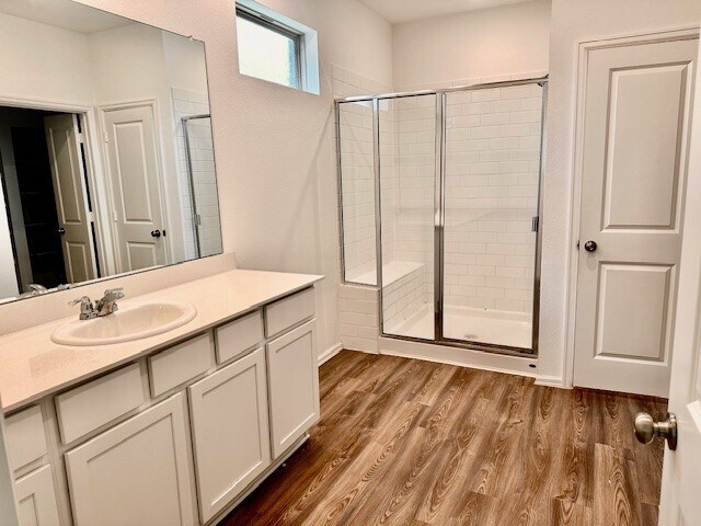 Building Photo - 15338 Majestic Knight Dr