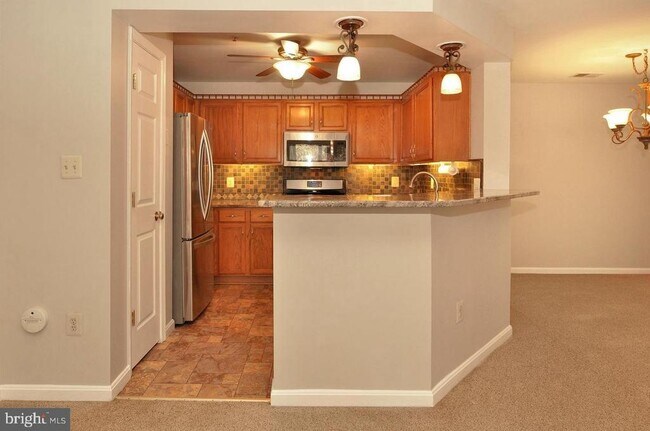 Building Photo - 13103 Millhaven Pl