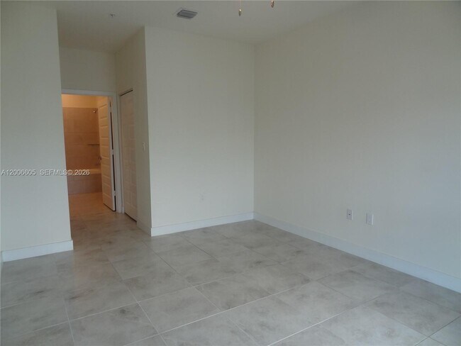 Building Photo - 4670 NW 84th Ave