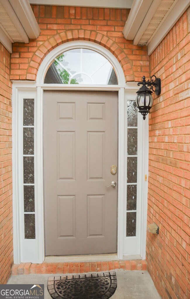 Building Photo - 1526 Lechemin Dr