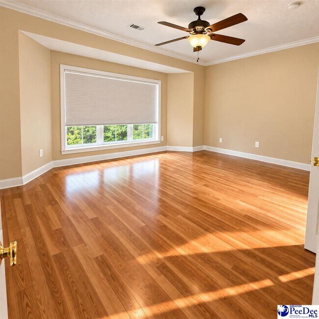 Building Photo - 2132 Sumac Dr