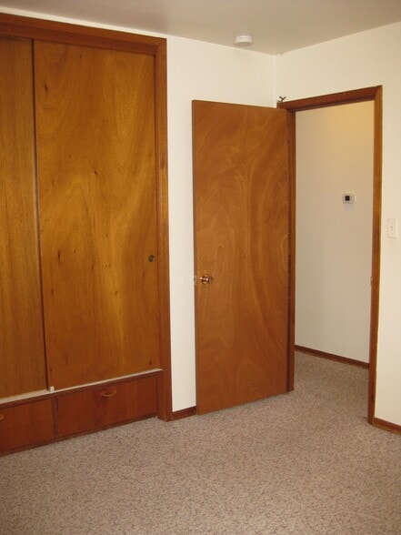 Building Photo - 1105 Hays St