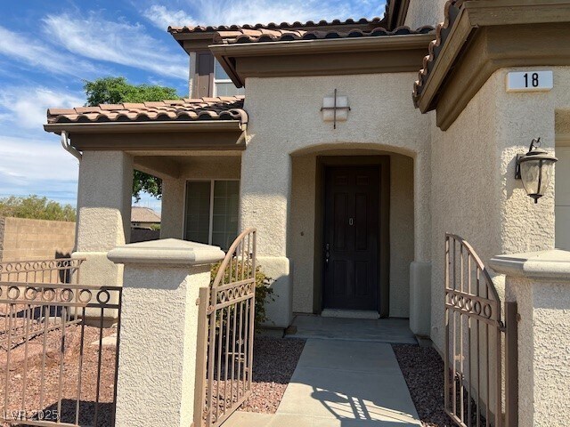 Building Photo - 18 Blue Valley Dr