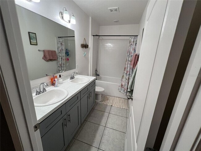 Building Photo - 1106 Althea Dr