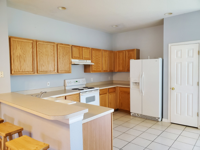 Building Photo - 8881 Christie Dr