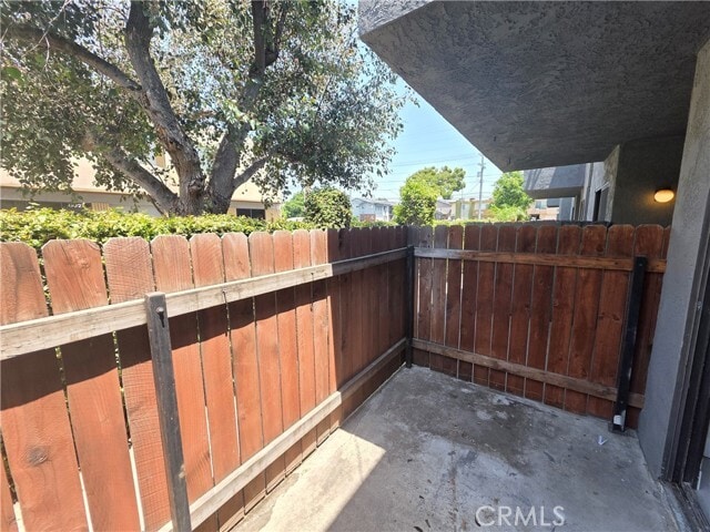 Building Photo - 6911 Woodley Ave