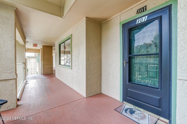 Building Photo - 99 Broad River Pl