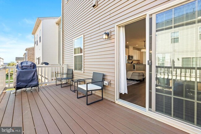 Building Photo - 14730 Spring Haven Ln