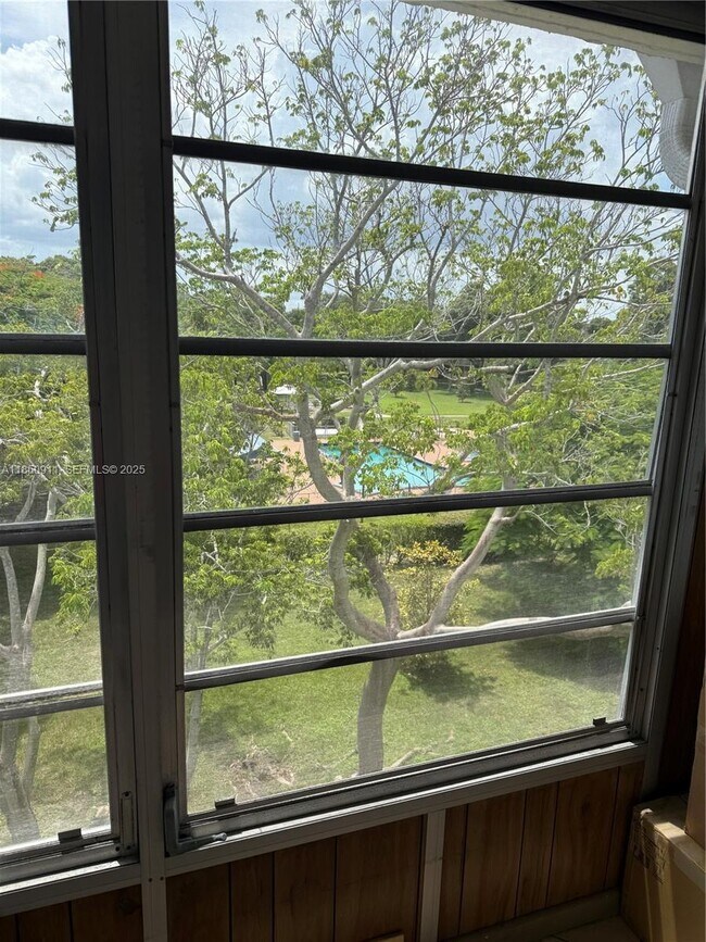 Building Photo - 3001 NW 48th Ave