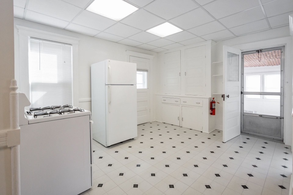 Building Photo - 1659 Leverette St