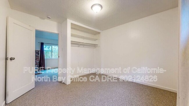 Building Photo - 3221 Acreage Ln