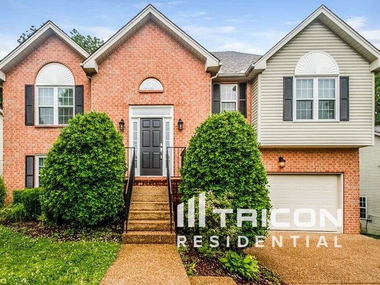 Building Photo - 3204 W Yorkshire Ct