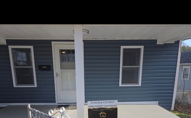 Building Photo - 1025 Ohio St