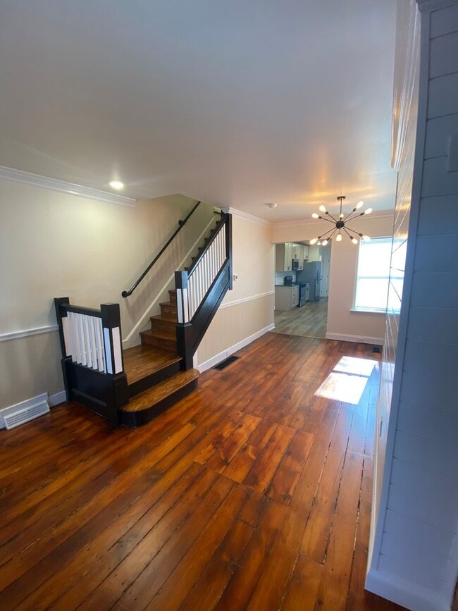 Building Photo - Beautiful 3-Bedroom Home!