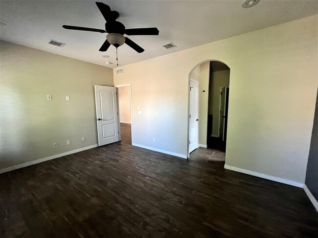 Building Photo - 14529 Smokey Point Dr