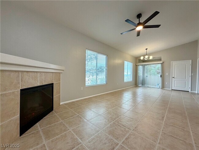 Building Photo - 3570 Cactus Shadow St