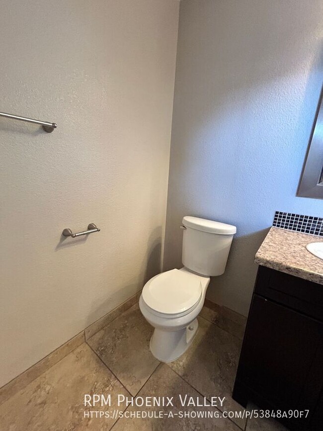 Building Photo - 3711 W Firehawk Dr