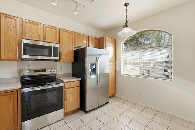 Building Photo - Serene 3-Bed Green Valley Home with Private Fenced Yard & 2-Car Garage