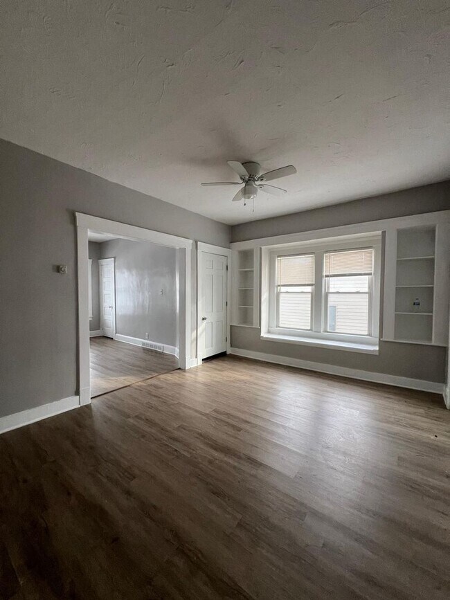 Building Photo - 3914 W 21st St