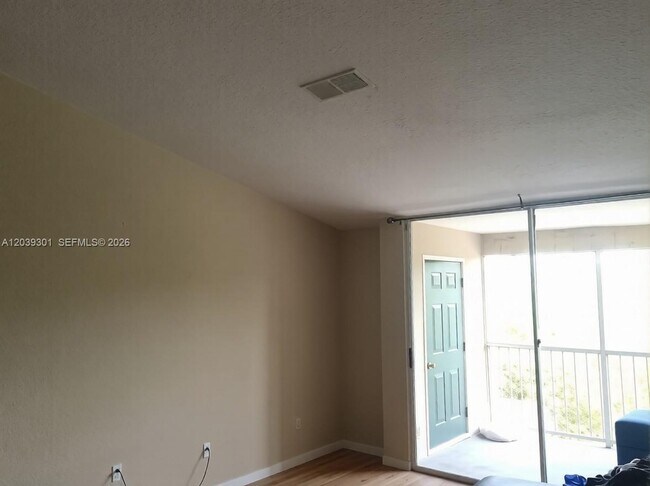 Building Photo - 7511 Seurat St