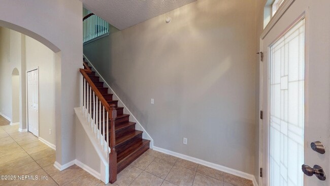 Building Photo - 105 N Aberdeenshire Dr