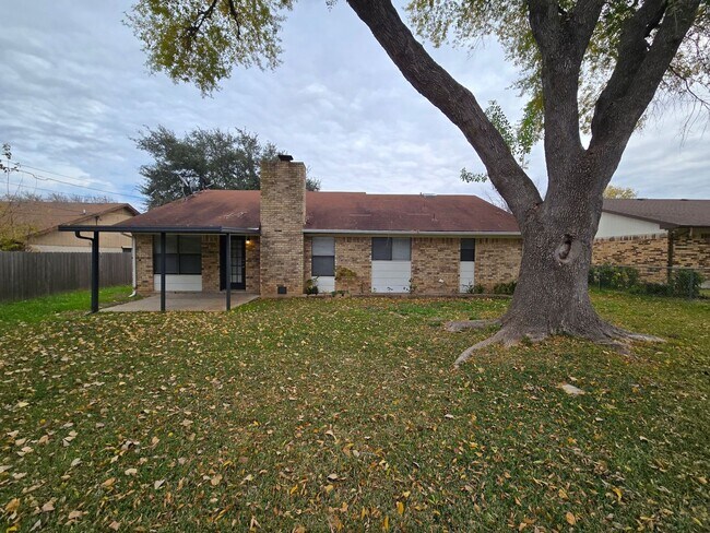 Building Photo - 3005 Tallwood Dr