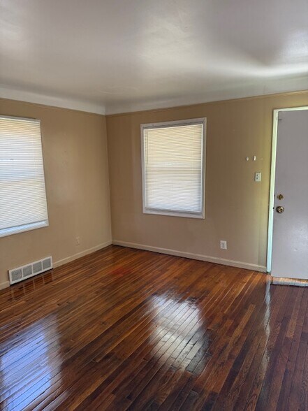 Building Photo - 16483 Manning St