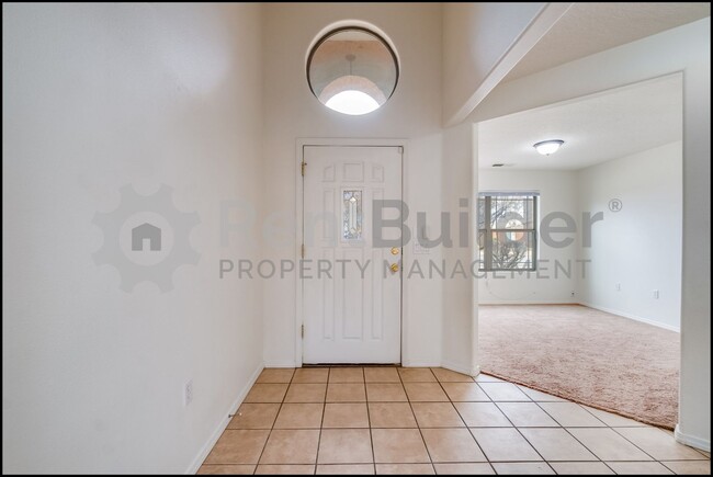 Building Photo - *** WOW PRICE REDUCTION JUST IN TIME FOR S...