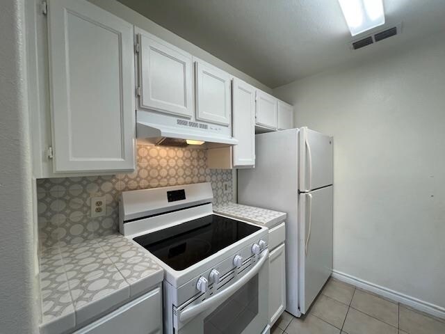 Building Photo - 412 Shiloh Dr