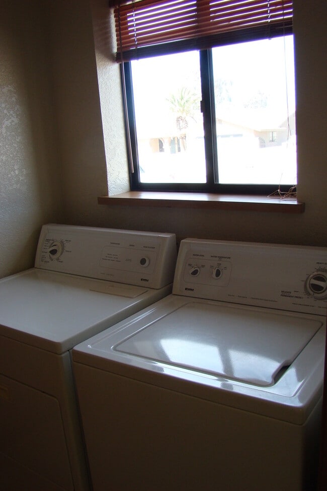 Building Photo - Coming Soon!  Charming home, centrally located.