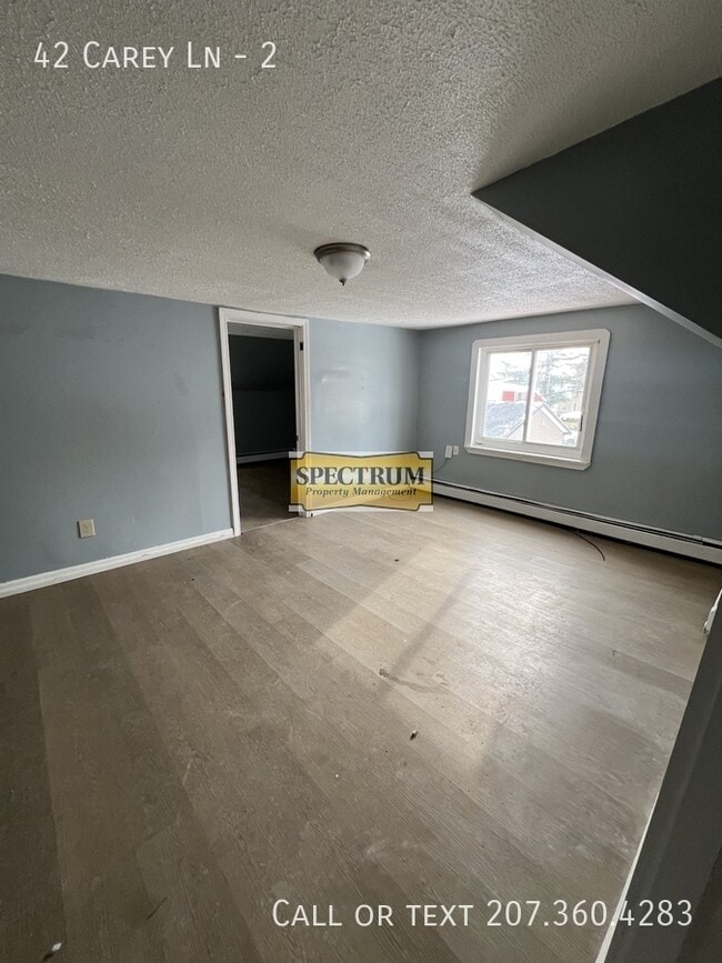 Building Photo - 42 Carey Ln