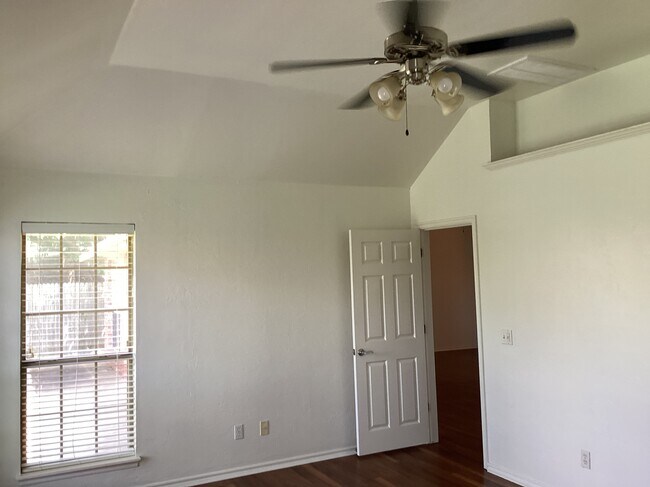Building Photo - 17552 Zinc Dr