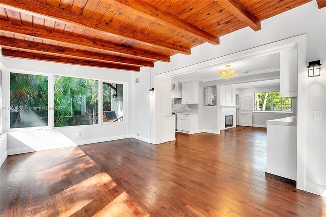 Building Photo - 2180 SW 24th St