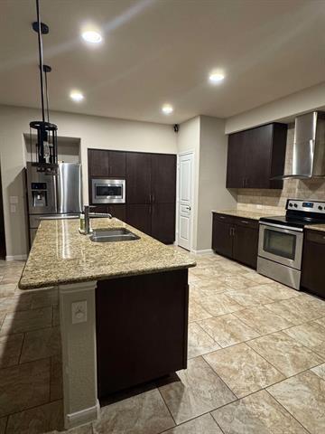 Building Photo - 801 Oriel Cir